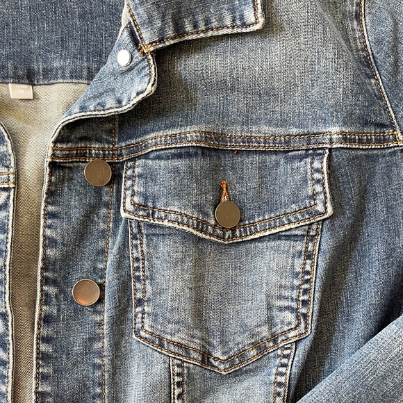 Kut from the Kloth Medium Blue Jean Jacket - Picture 5 of 5